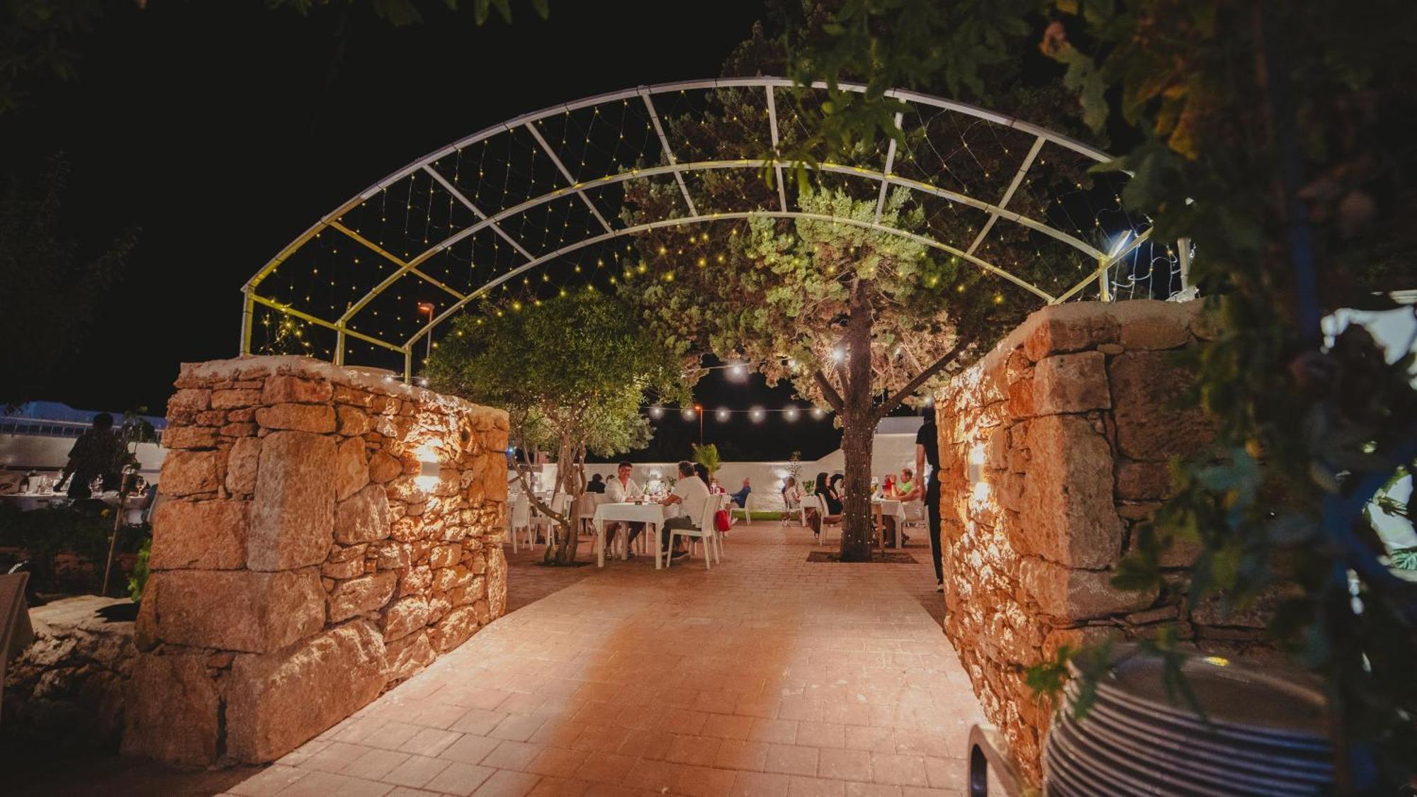 Casa Mita Bed & Breakfast Pulsano Exterior foto